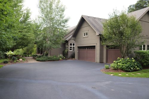 2165 Charlton Rd, Saint Paul MN  55118-4738 exterior