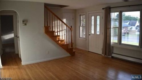 38 Passaic Ave, Paterson, NJ 07506-1406