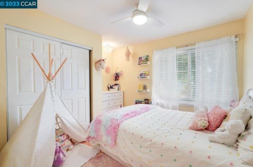 2735 Calpine Pl, Concord CA  94518-2610 exterior