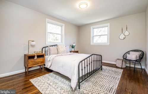 405 Pershing Dr, Silver Spring MD 20910-4341 exterior