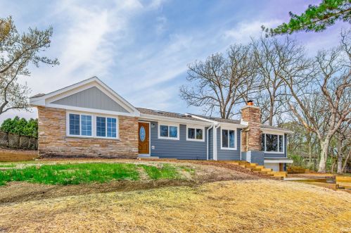4433 Wildwood Dr, Bull Valley, IL 60014-2542