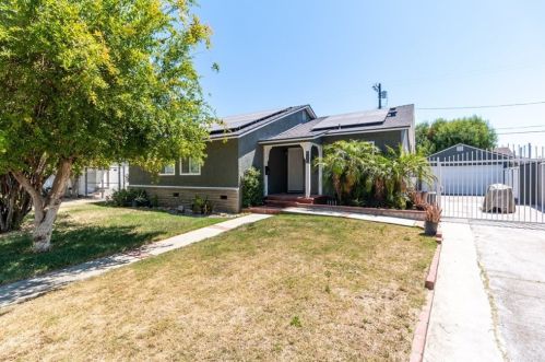 8110 Lesner Ave, Van Nuys, CA 91406-1121