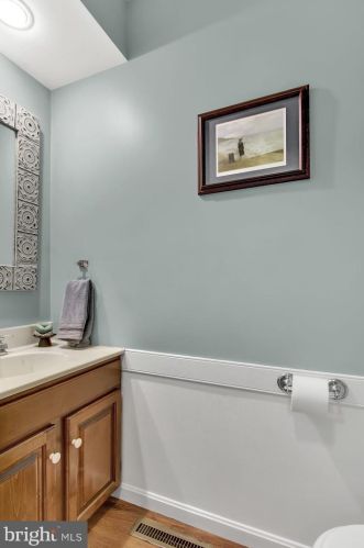 1549 Jefferson Ct, Lancaster PA  17602-1245 exterior