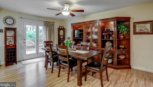 1843 Spring Ridge Ln, Lancaster PA  17603-6794 exterior