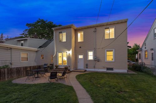 2106 Highland Pkwy, Saint Paul MN  55116-1311 exterior