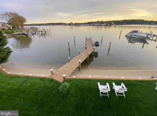 2039 Poplar Ridge Rd, Riviera Beach, MD 21122-3808