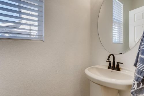 23603 Mississippi Cir, Aurora CO 80018-6111 exterior