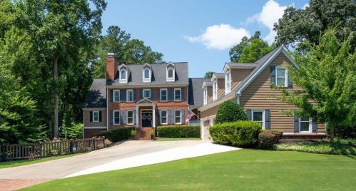664 Gold Valley Pass, Holly Springs, GA 30114-7721