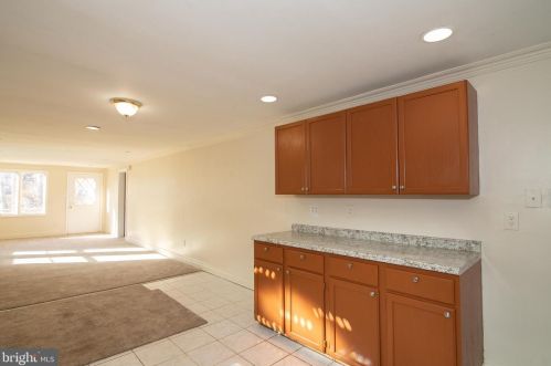 19102 Wayne Dr, Triangle VA  22172-2130 exterior