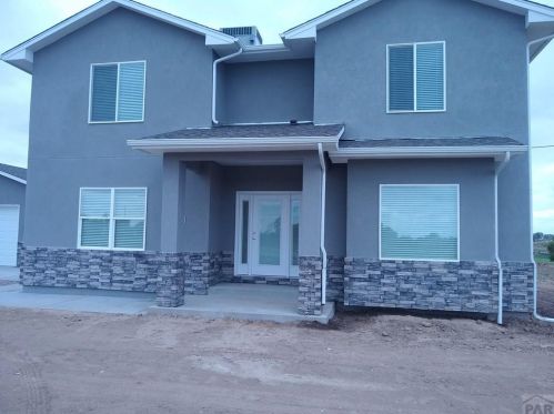 1065 27th Ln, Pueblo, CO 81006-9724