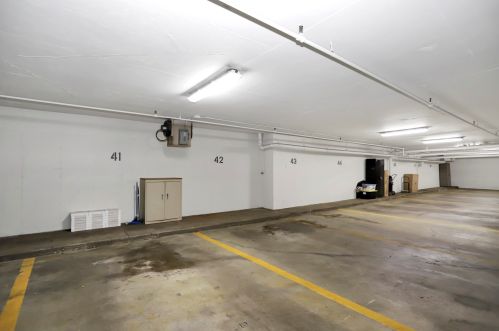 7201 Lincoln Ave, Chicago IL  60712-1821 exterior
