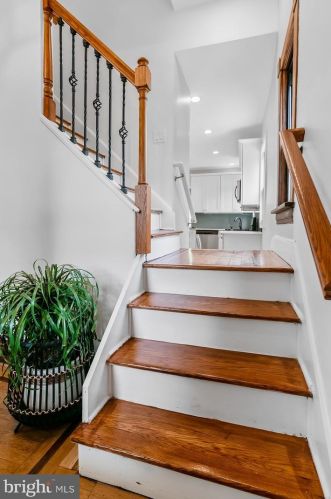 1671 Lawrence Rd, Trenton NJ 08648 exterior