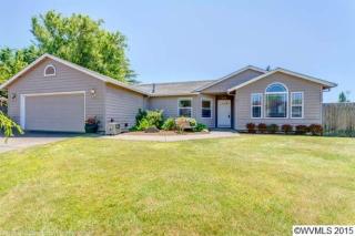 612 Dartmouth St, Newberg, OR 97132-1088