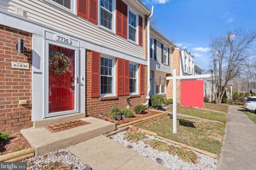 7716 Groveland Heights Ct, Springfield VA  22153-2255 exterior