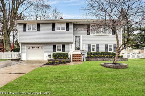 139 Statesir Pl, Tinton Falls, NJ 07701-6142