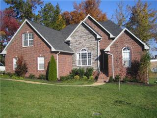 4015 Windsong Trl, Greenbrier, TN 37073-5419