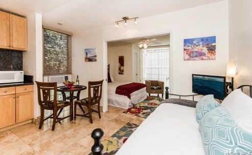 240 Liliuokalani Ave, Honolulu HI 96815-3529 exterior