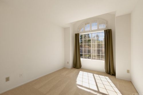 7 Fierro, Irvine CA 92614-5319 exterior