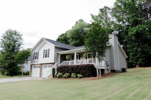 44 Wooddale Ln, Carrollton, GA 30117-6101