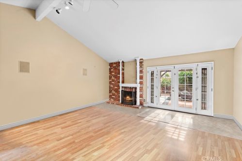 1203 Cabrillo Park Dr, Santa Ana, CA 92701-3180