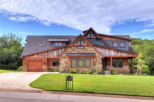 2600 Crestwood Dr, Jones, OK 73049-9103