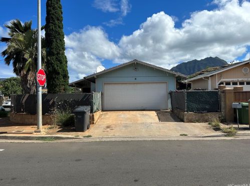 86-170 Moelima Pl, Nanakuli, HI 96792-4402
