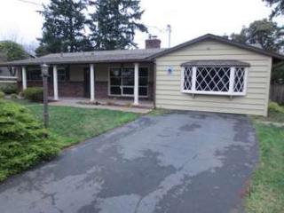 256 182nd St, Seattle, WA 98148-1812