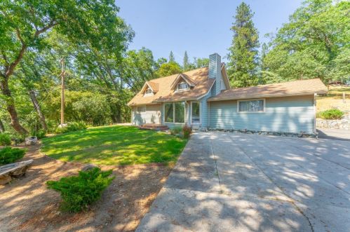 1966 Hilltop Rd, Meadow Vista, CA 95722-9458