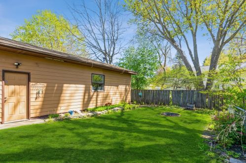 1862 4th St, Saint Paul MN  55110-3165 exterior