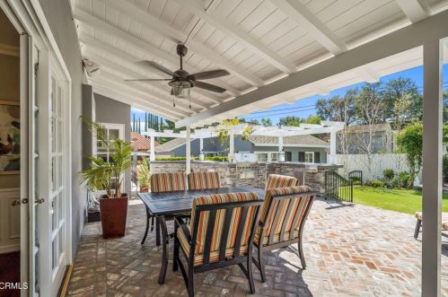 1428 Andenes Dr, Glendale CA  91208-1911 exterior