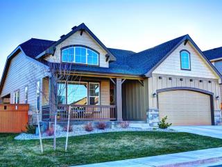 5607 Ravencrest Dr, Spokane, WA 99224-5329