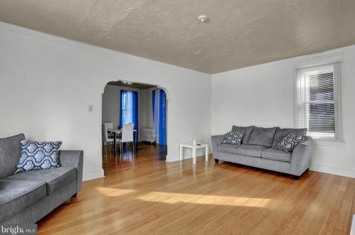 523 Girard Ave, York, PA 17403-2823