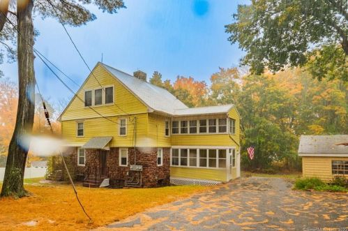 249 Felt Rd, Wapping CT  06074-3816 exterior