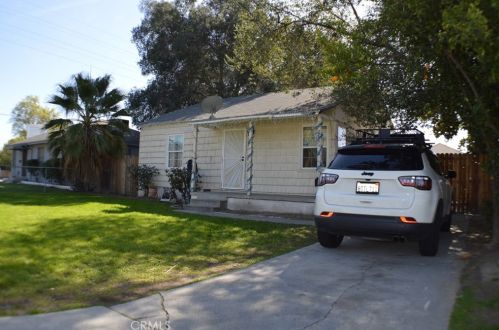 287 28th St, San Bernardino, CA 92404-3903