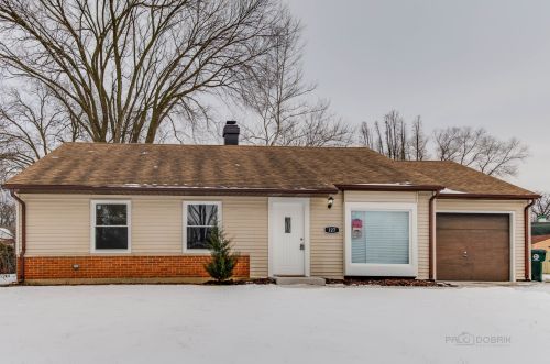 127 Crestwood Dr, Streamwood, IL 60107-1607