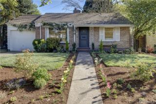 3909 Southern St, Seattle, WA 98136-2341