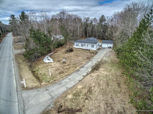 45 Davis Rd, Fairfield, ME 04937-3230