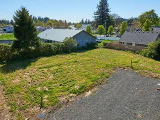 109 Morton St, Newberg OR  97132-2205 exterior