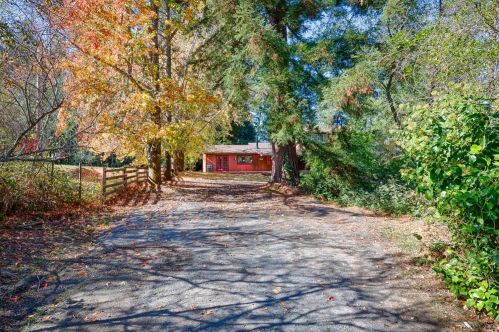 3932 Harrison Grade Rd, Sebastopol, CA 95472-9359