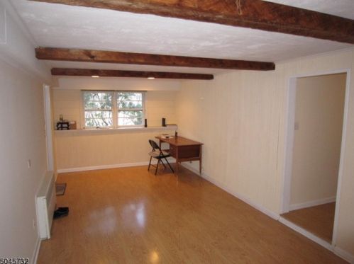 333 Meyersville Rd, Gillette NJ  07933-1209 exterior