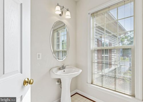 15672 Altomare Trace Way, Woodbridge VA  22193-5779 exterior