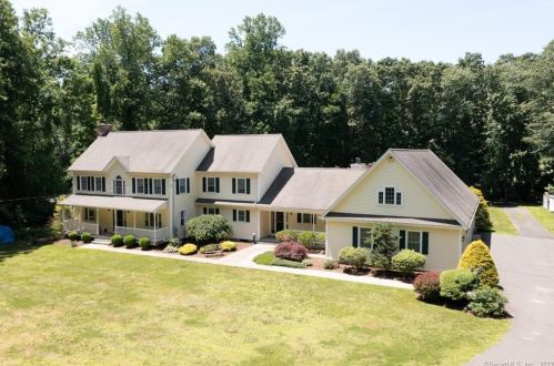 473 Moose Hill Rd, Upper Stepney, CT 06468-2432