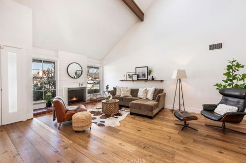 5822 Maxson Dr, Cypress, CA 90630-3247