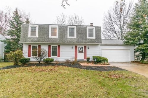 16783 Drake Rd, Cleveland, OH 44136-7313