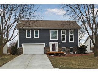 286 Cherry Hill Trl, Corcoran, MN 55340