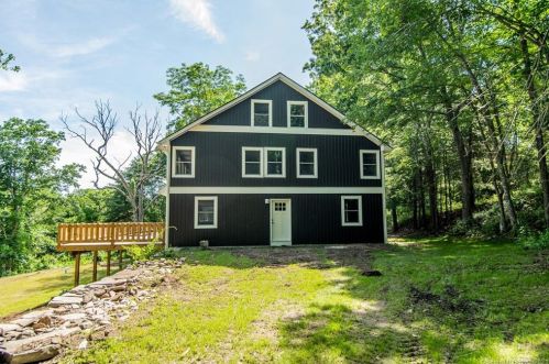 70 Peep Toad Rd, Killingly CT  06239-1522 exterior