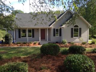 3203 Deer Track Ln, Monroe, NC 28110-8635