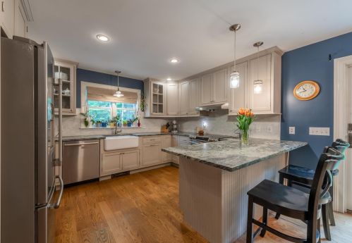 89 Northwood Ln, New London, NH 03257-5798