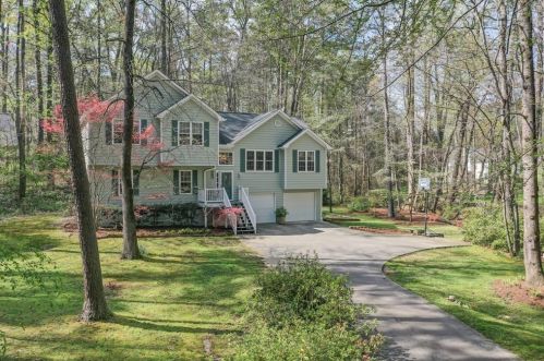 144 Hartwood Dr, Holly Springs, GA 30189-3414