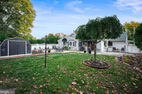 236 Memorial Ave, Haddonfield NJ 08033-2952 exterior